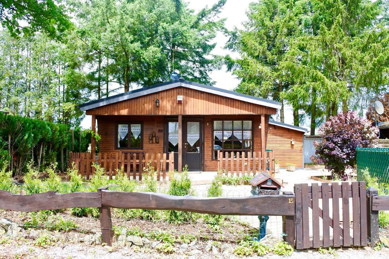 Aux Ecureuils Villa Resteigne Buitenkant foto